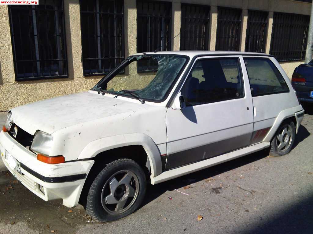 Se vende carroceria de super 5 gt turbo 