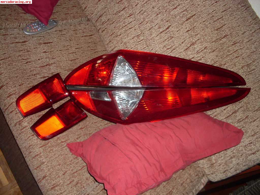 Pilotos traseros fiat punto mk2b