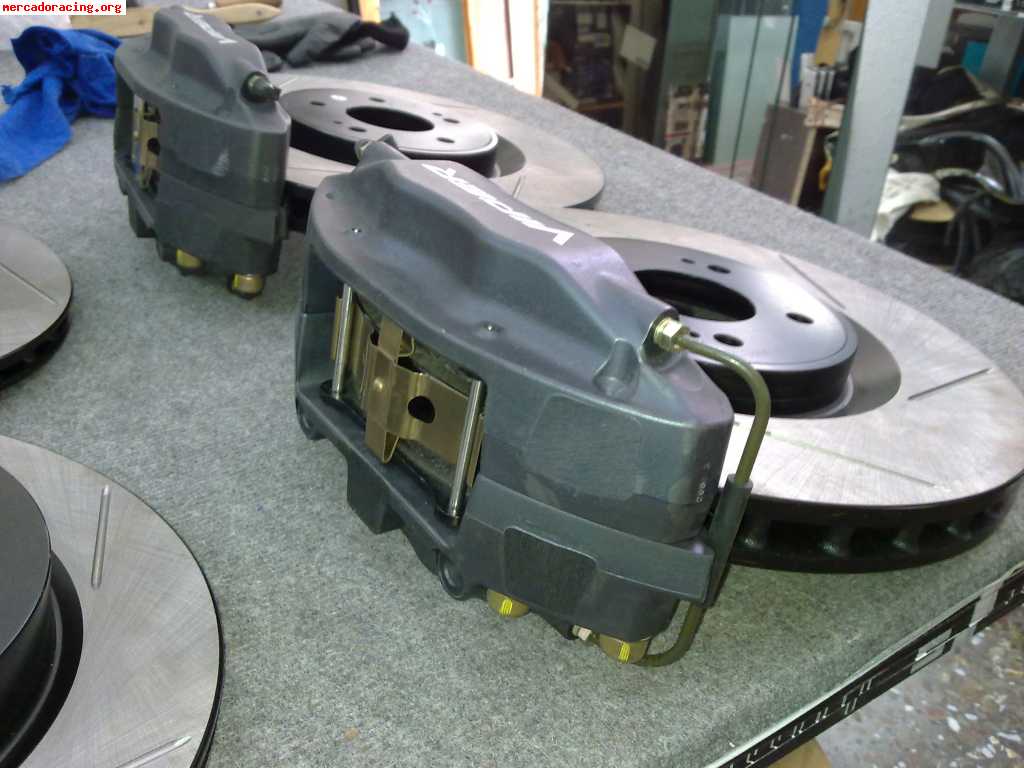 Frenos brembo stoptech completos, pinzas y discos delanteros