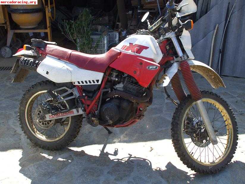 Se cambia yamaha xt 600 por :