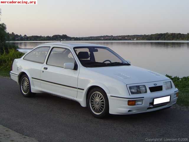 Se vende capot delantero de sierra cosworth 