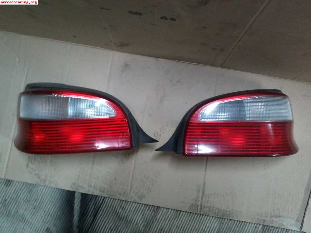 Faros trasero saxo y 206