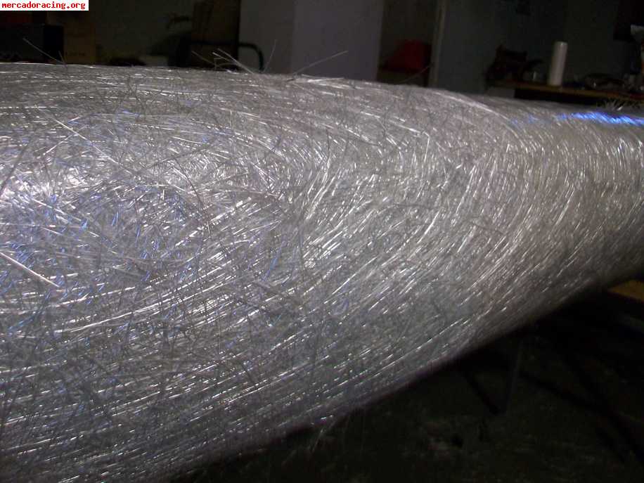Vendo rollo de fibra de vidrio 1,20 x 140 metros aproximadam