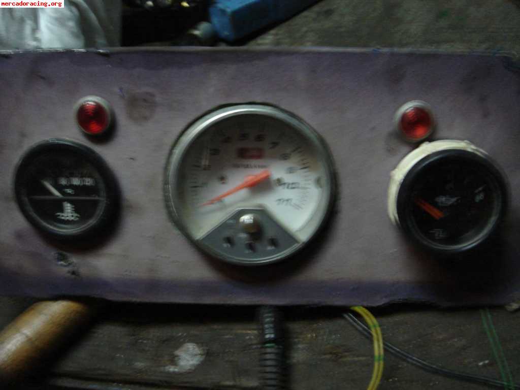 Relojes interiores rpm,press oil y tª