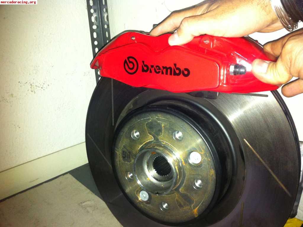 Se vende pinza brembo   disco rayado   pastillas   porta man