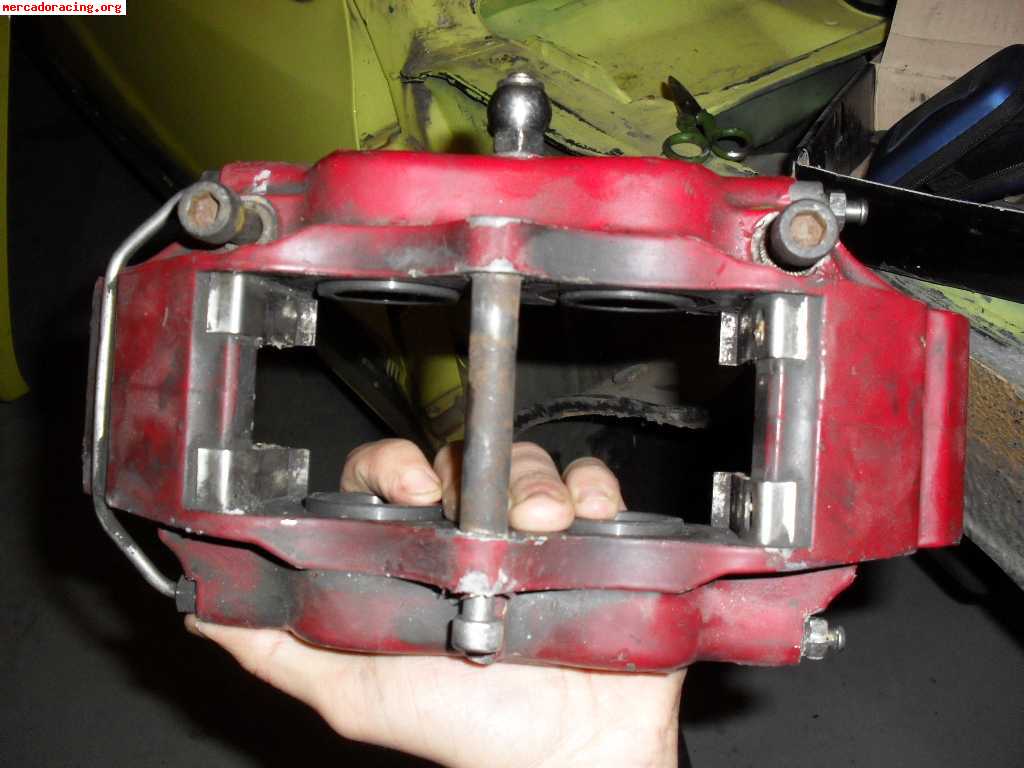 Frenos ap de 4 pistones recien reparadas.