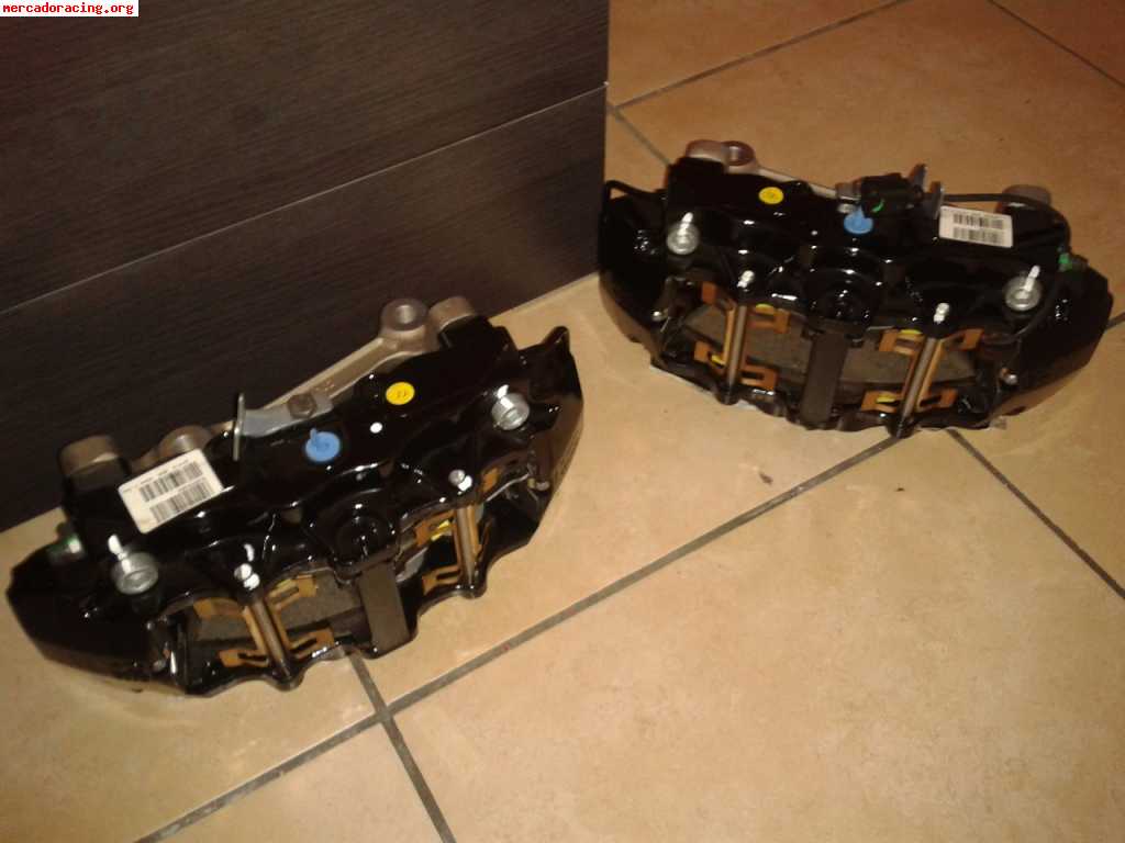 Vendo pinzas brembo modelo rs de 8pistones nuevas a estrenar
