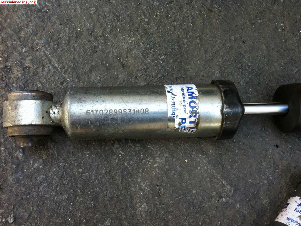 Vendo amortiguadores traseros pts gr a e muy buen estado