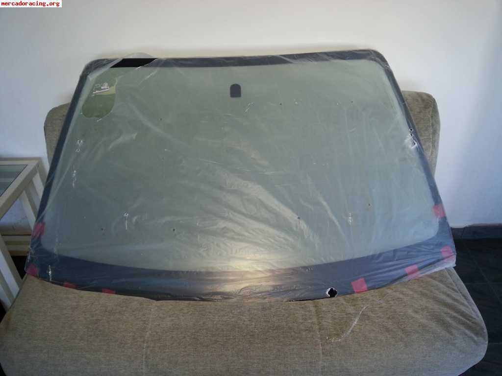 Luna delantera térmica subaru impreza gt