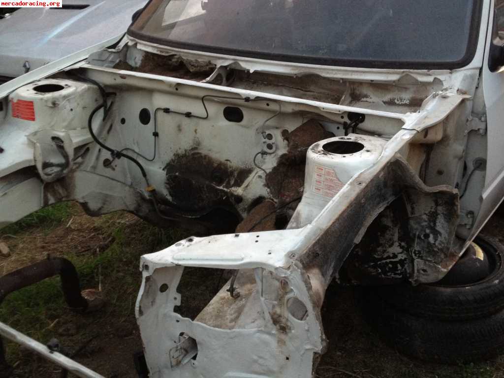 Carroceria documentada de 205 rallye