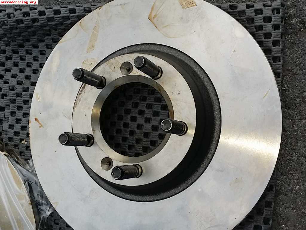 Kit frenos delanteros ventilados y pastillas alfa romeo 75 2