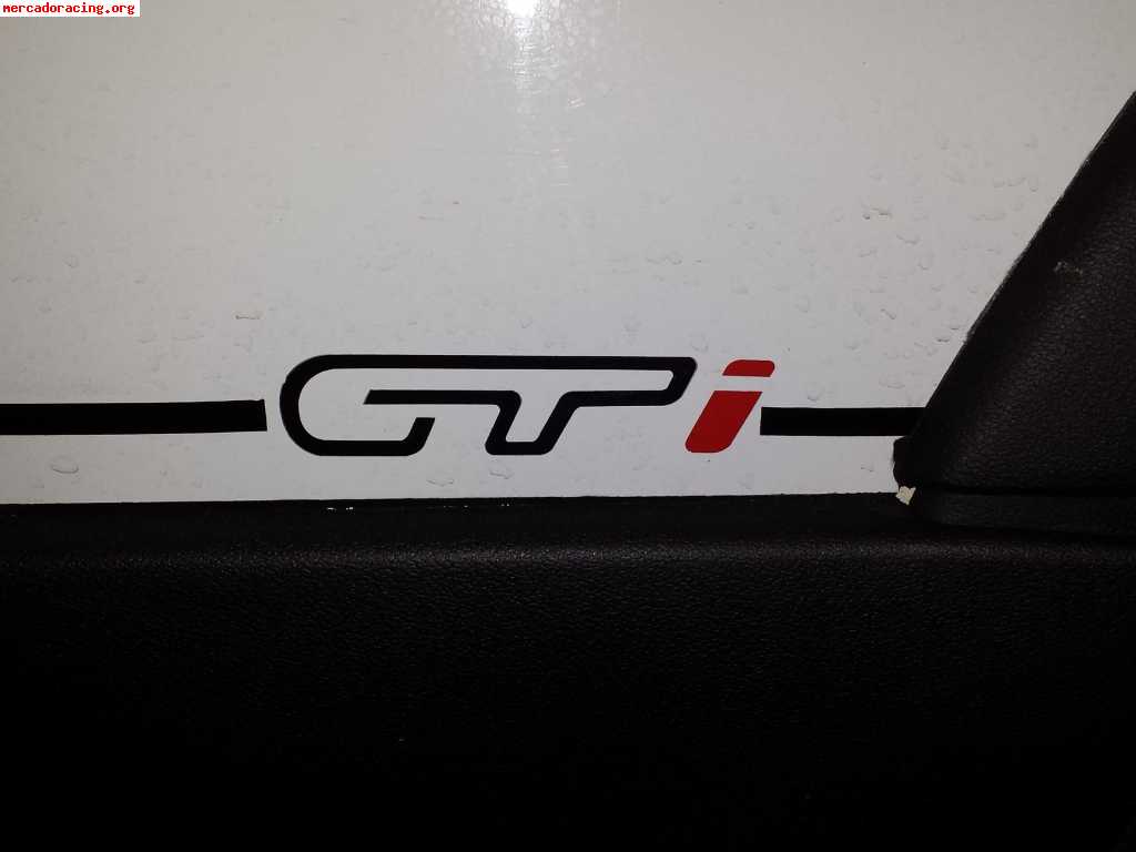 Anagrama adhesivo gti para ax