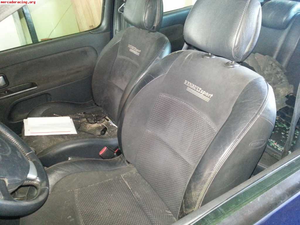 Interior clio sport 182 