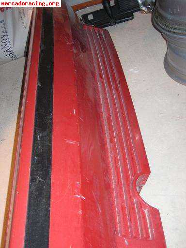 Paragolpes trasero gtt f2 rojo