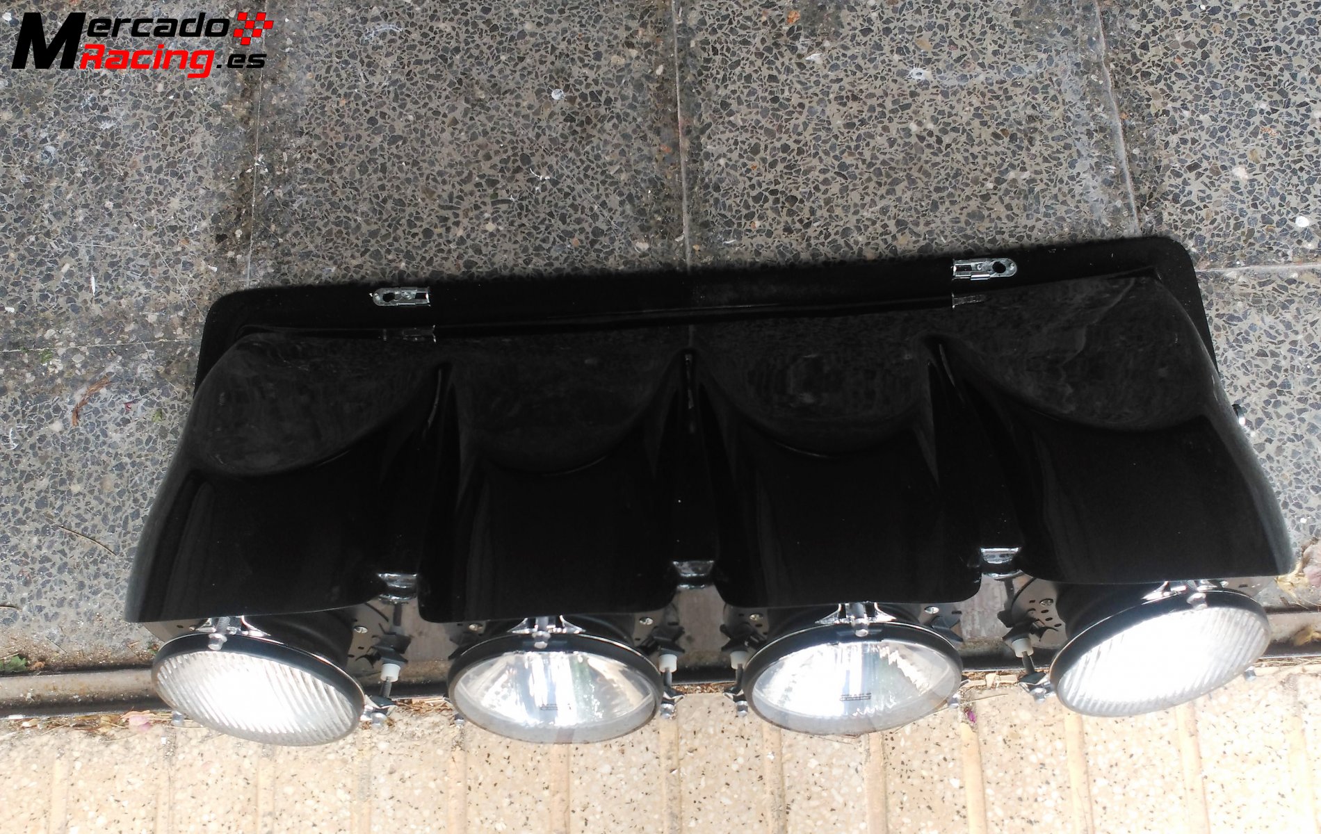 Parrilla de 4 faros 325€