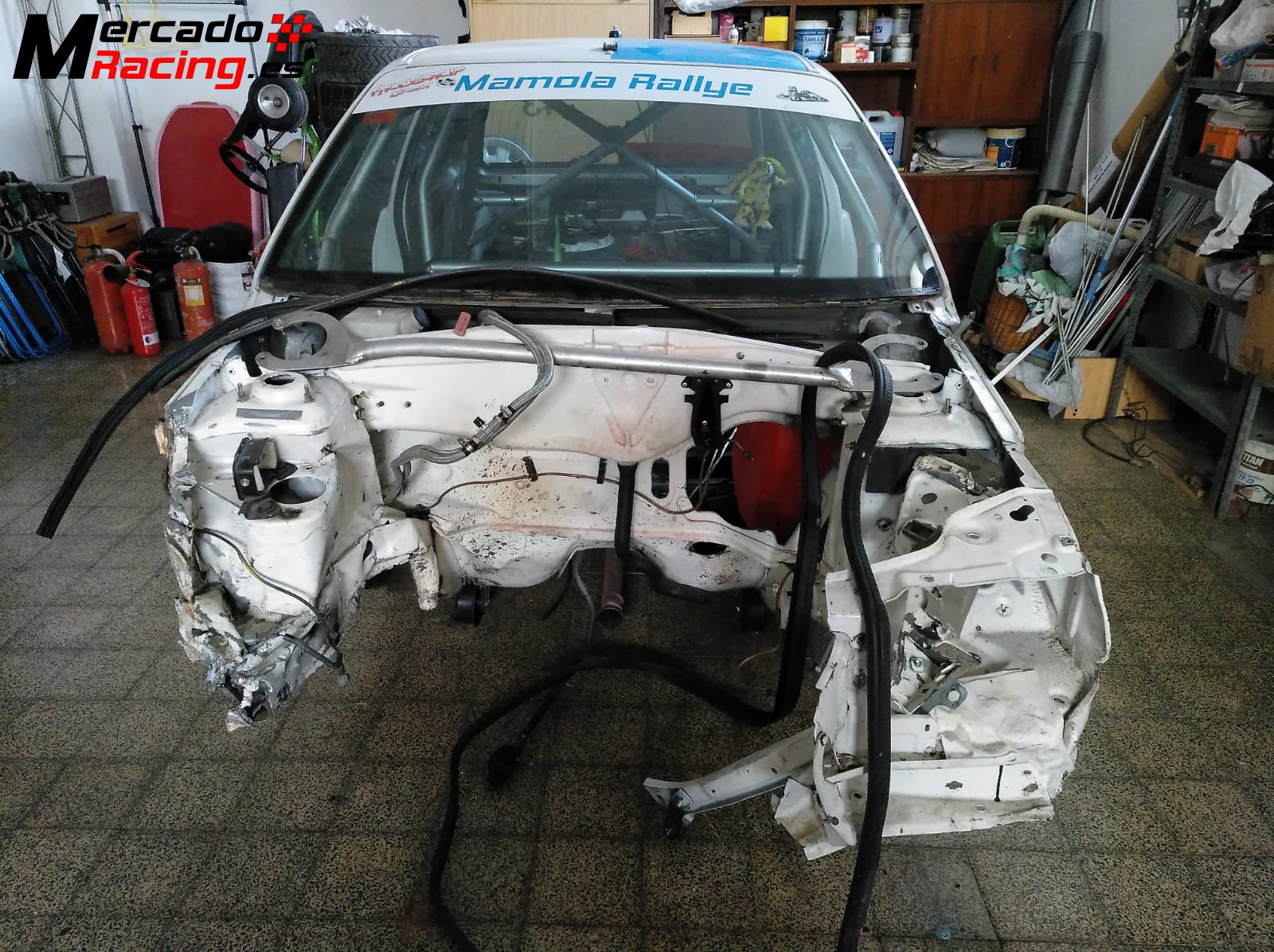 Carroceria siniestrada clio 16v documentada