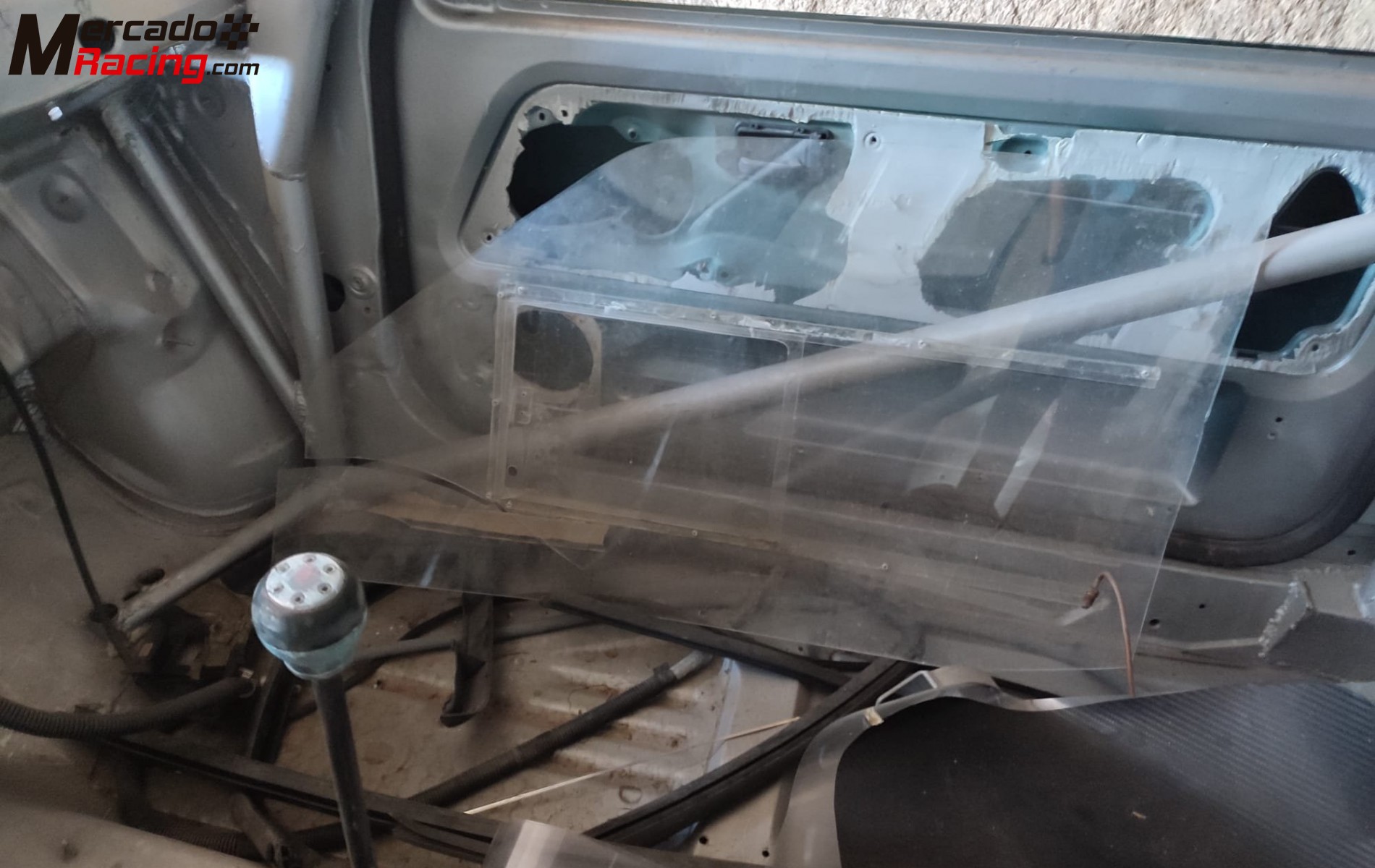 Carrocería con barras peugeot 106 fase 1