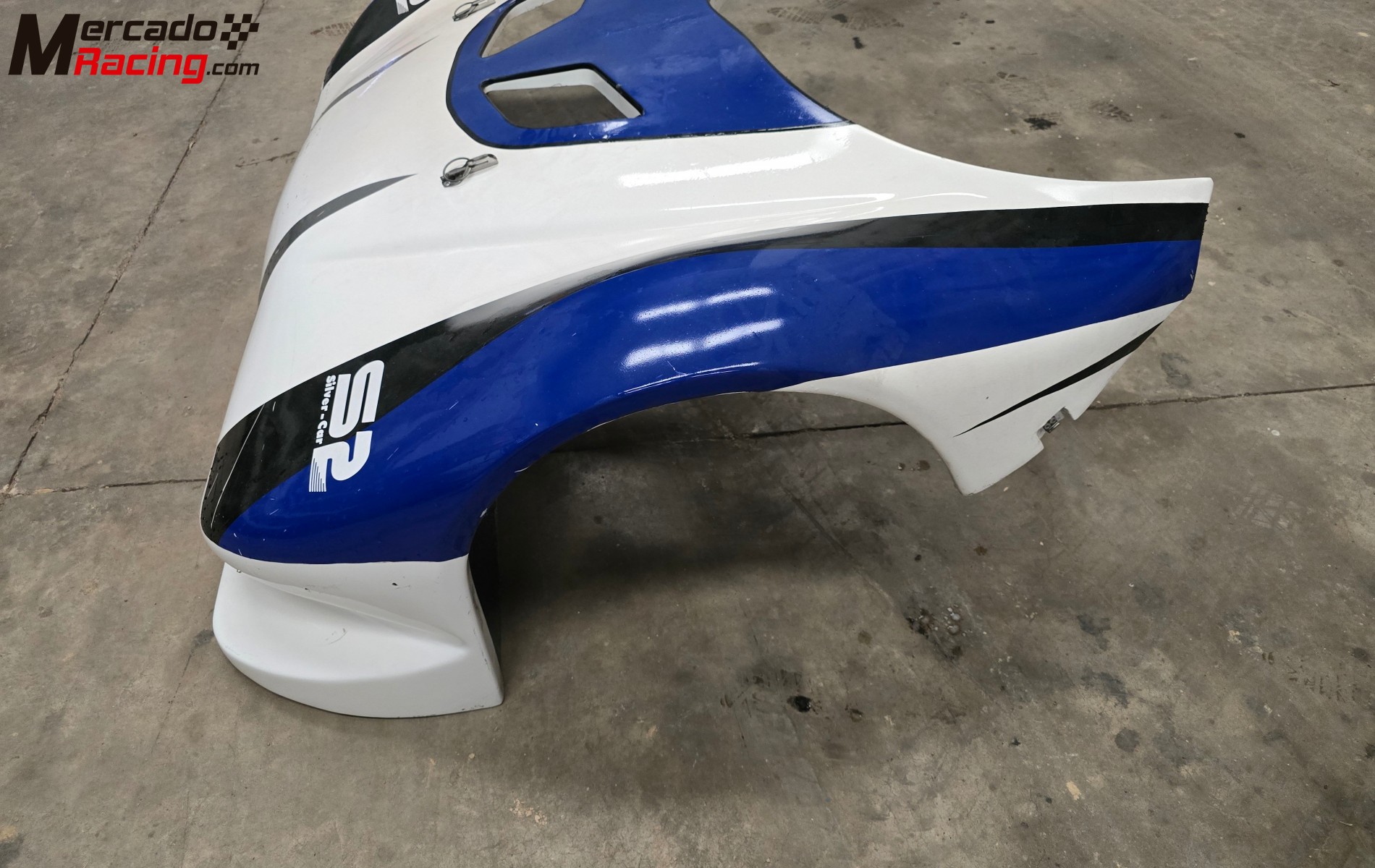 Capó delantero de silver-car s2