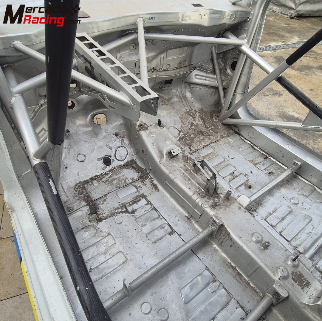 Carroceria 208 r2 en bilbao