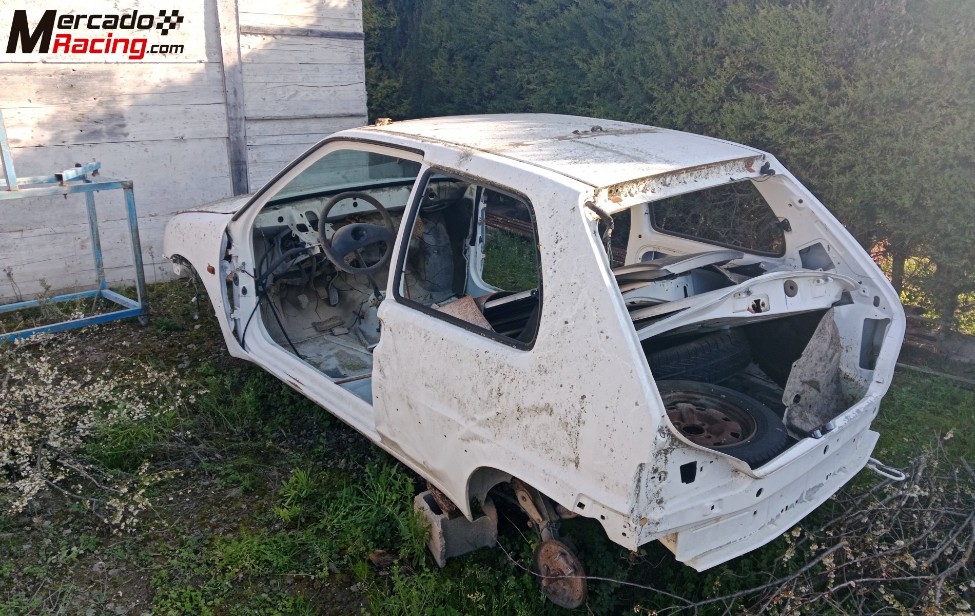 Carrocería 106 sin documentación con todo 