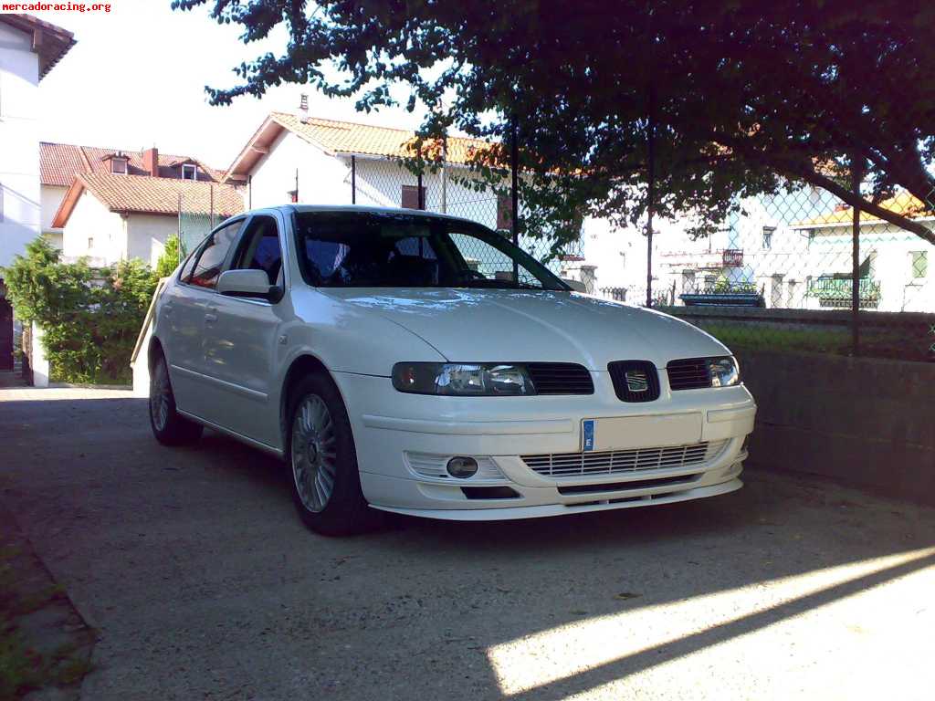 Vendo paragolp. del. y tras. sport en blanco candy 100€