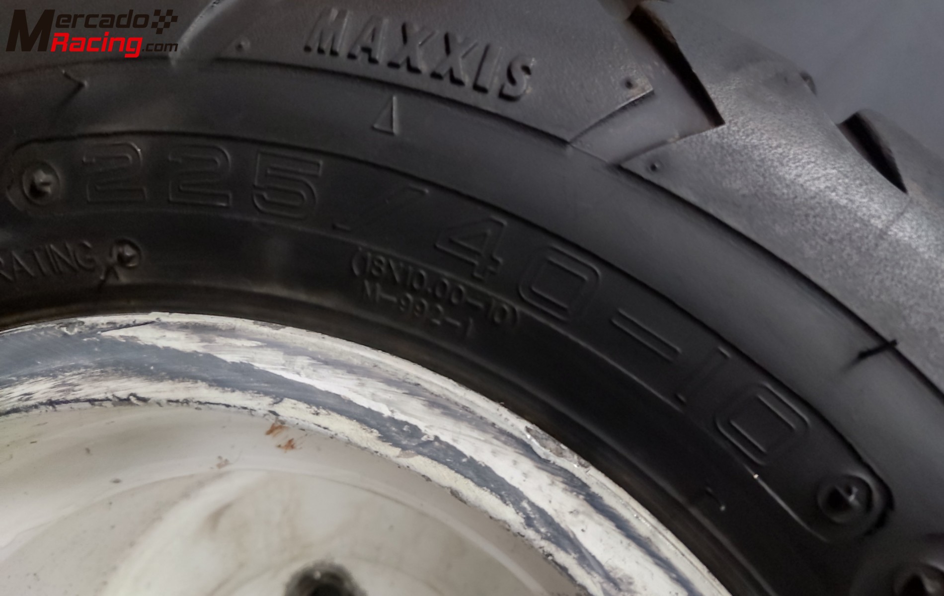 Neumáticos traseros maxxis asfalto 