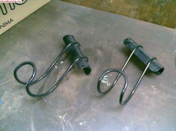 ***ganchos portacascos 20€