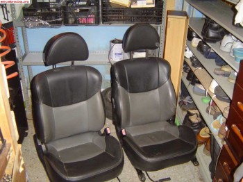 Juego asientos delanteros de cuero
