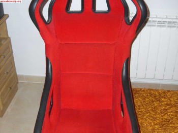 Busco arnes de 6 puntos y baket