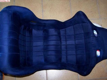 Vendo baquet acolchado para car cros