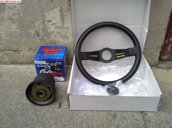 Vendo volante sportline rallye y tengo piña para mercedes.