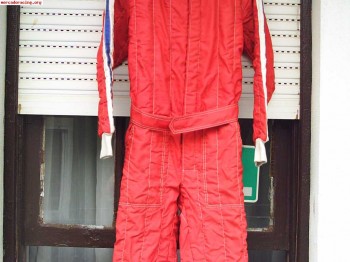 Vendo mono talla 54 o cambio por uno 52