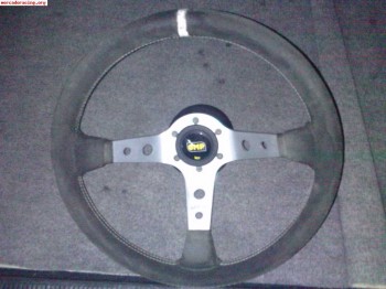 Volante omp y momo corse