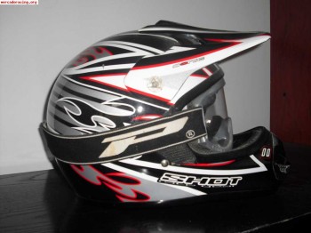 Casco de cross shot