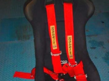 Backet sparco evo con arnes sabelt