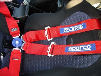 1 sparco de 3  y 6 puntos como nuevo