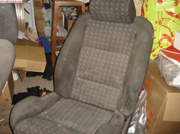 Asientos clio 16v 100 euros