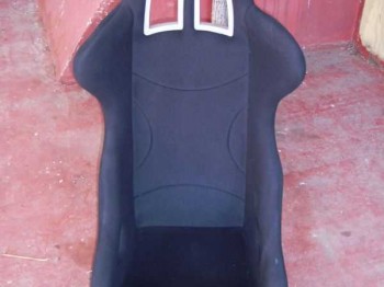 Vendo 2 baquets sabelt racer duo negros homol.  hasta 10-201