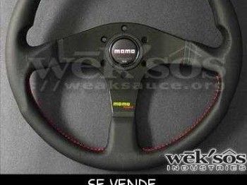 Vendo volante momo tuner 90€