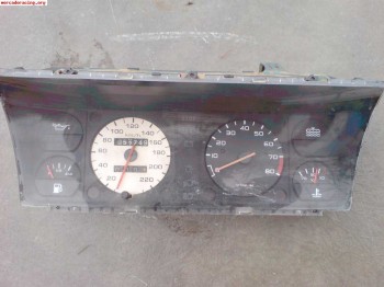 Se vende cuentakilometros de 205 rallye