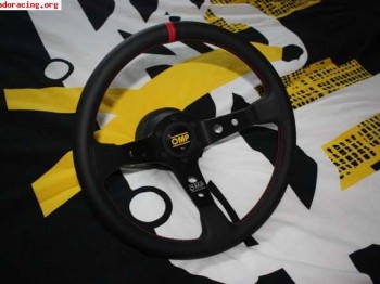 Vendo volante omp corsica   piña momo (seat leon i, golf iv,