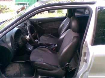 Se venden asientos de  206 gti