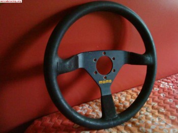 Volante momo 40€!