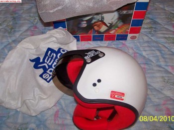 Se vende o se cambia casco sparco