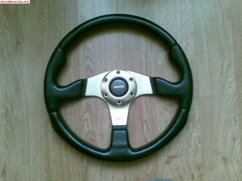 Vendo volante momo race gold edition