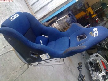 Vendo sparco pro 2000 y arneses sabelt 6 y 4 puntos