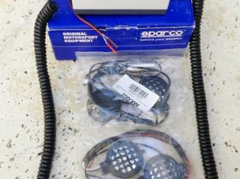 Vendo centralita sparco 12v con 2 intercomunicadores, y guan