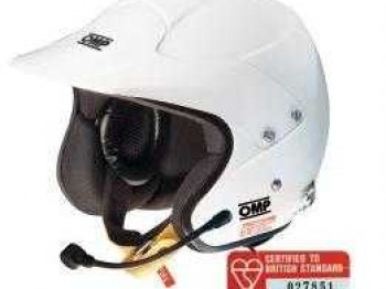 Se vende casco omp y hans