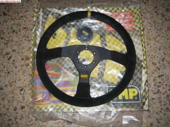 Se vende volante omp muy buen estado