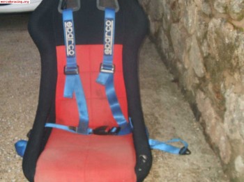 Vendo baket y arnes  caducado